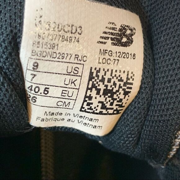 New Balance 520v3 Womens Sz 9 Running Training Athletic Sneakers Black Gray Shoe - Picture 9 of 12